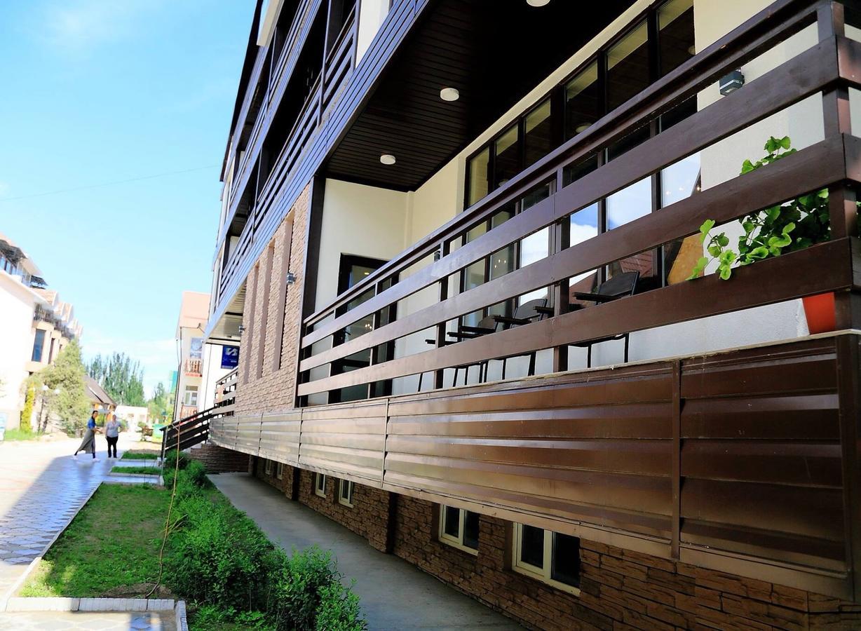 Отель У Рыбака Bosteri Exterior photo